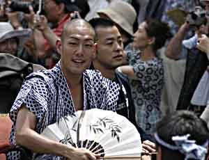 Famous kabuki actor & fan